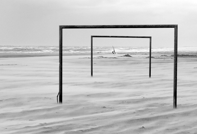 冰球列为必 冰球列为必